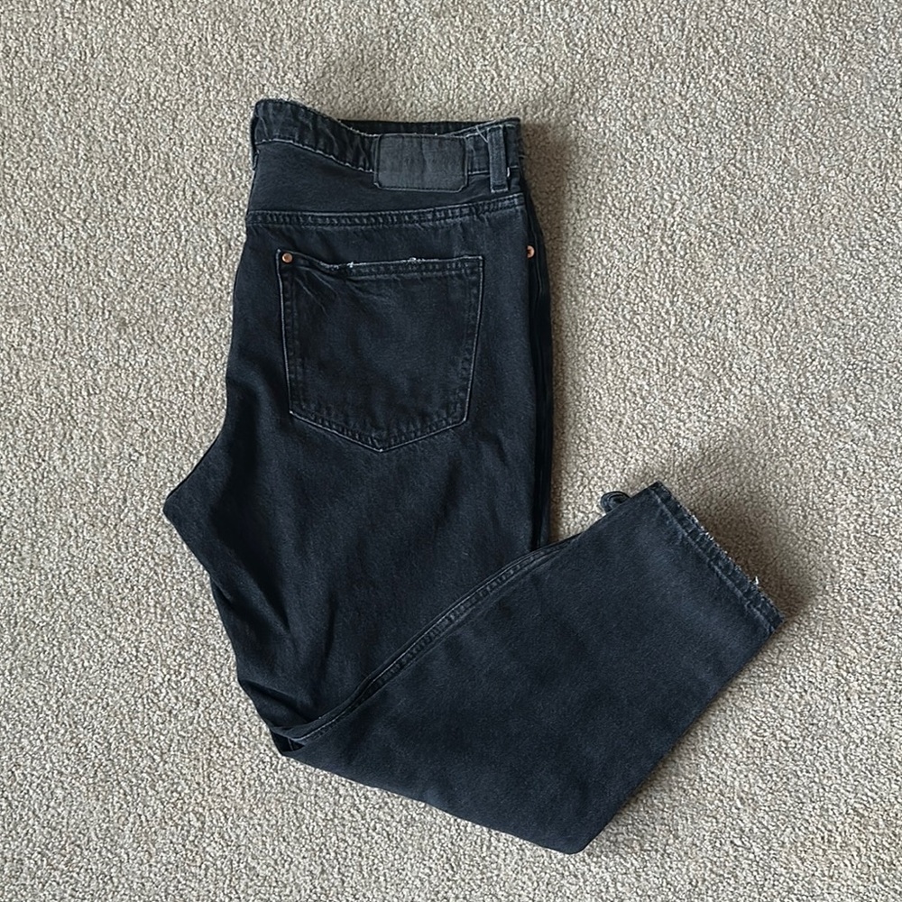 H&M Distressed Boyfriend Jeans